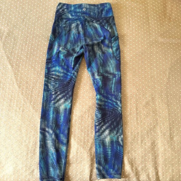 Lululemon Invigorate High-Rise Tight 25" - Picture 2 of 6